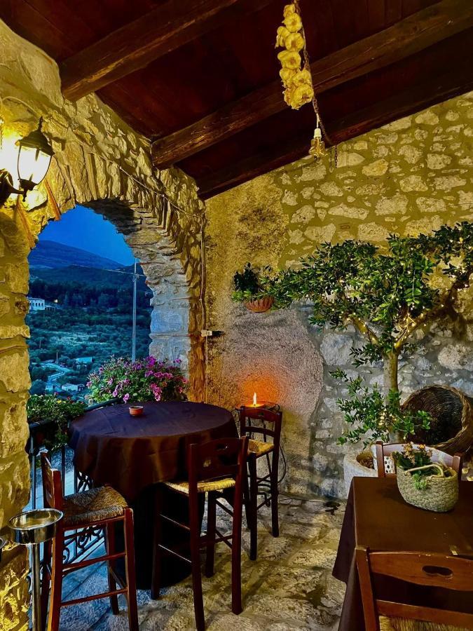 Hotel Villa Torre Antica Atena Lucana Bagian luar foto