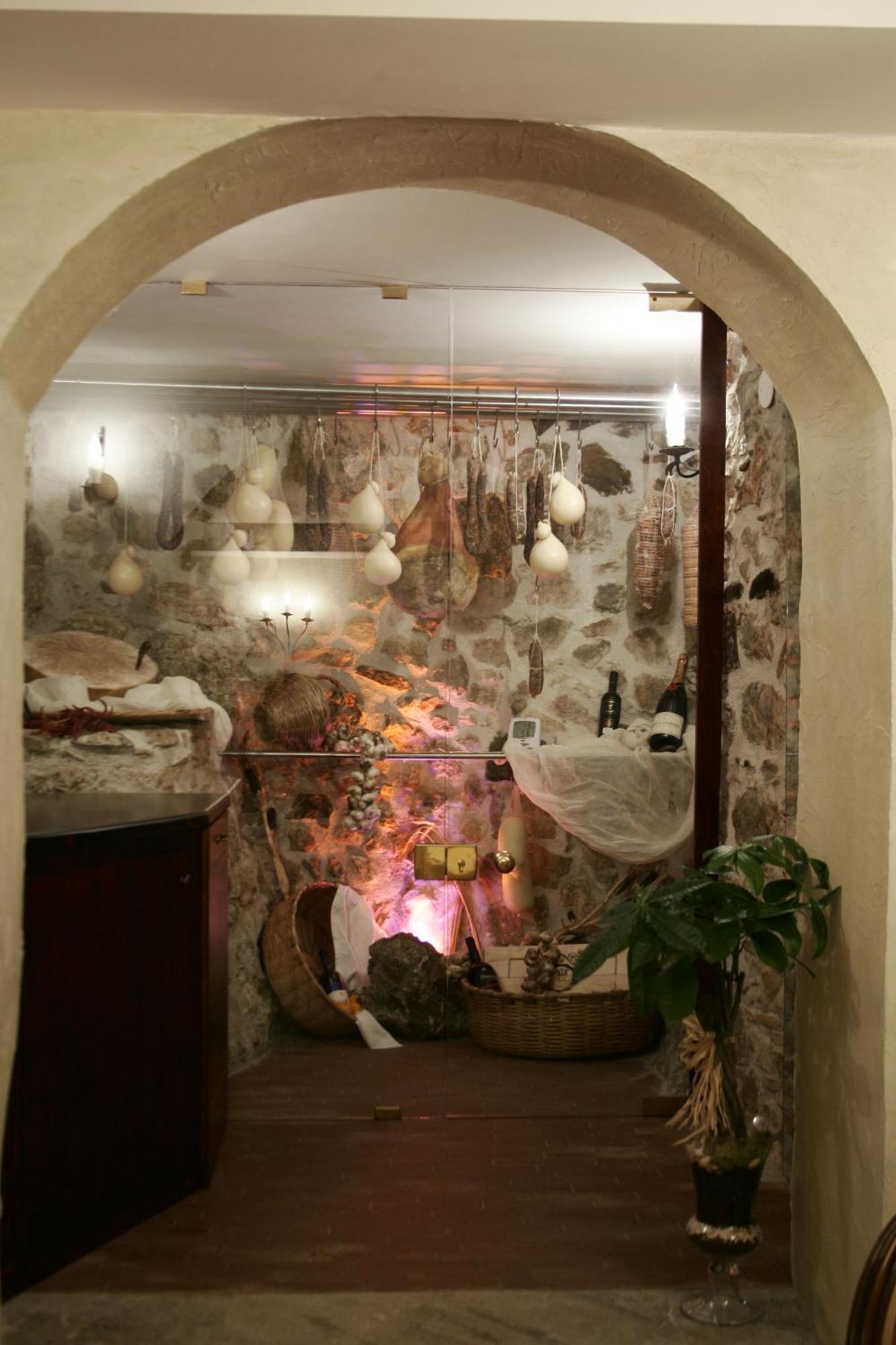 Hotel Villa Torre Antica Atena Lucana Bagian luar foto