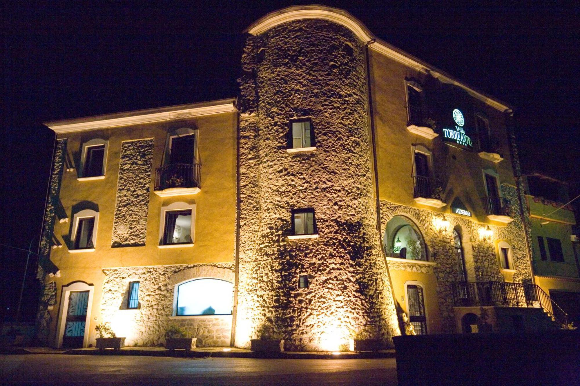Hotel Villa Torre Antica Atena Lucana Bagian luar foto