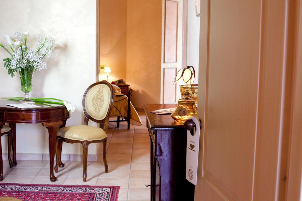 Hotel Villa Torre Antica Atena Lucana Bagian luar foto