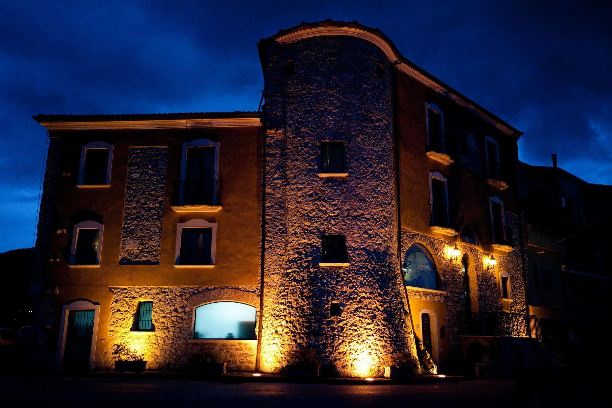 Hotel Villa Torre Antica Atena Lucana Bagian luar foto